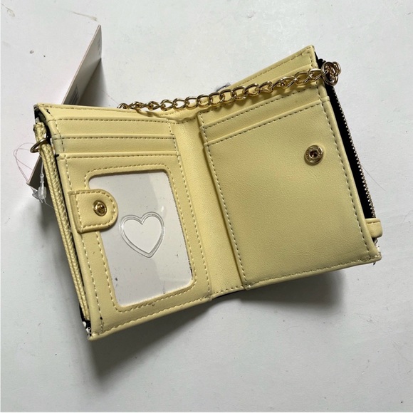 Betsey Johnson Black Multi Daisy Print Bifold Wallet With Pullout CC Case NWT - Picture 6 of 8